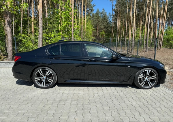 BMW Seria 7 cena 149900 przebieg: 172000, rok produkcji 2016 z Mielec małe 562